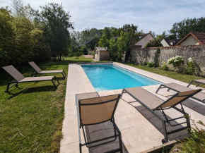 Maison familiale avec piscine privée chauffée, près de Pithiviers et Fontainebleau, à 1h30 de Paris - FR-1-590-438